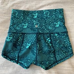 Lululemon high waisted yoga shorts, size 4